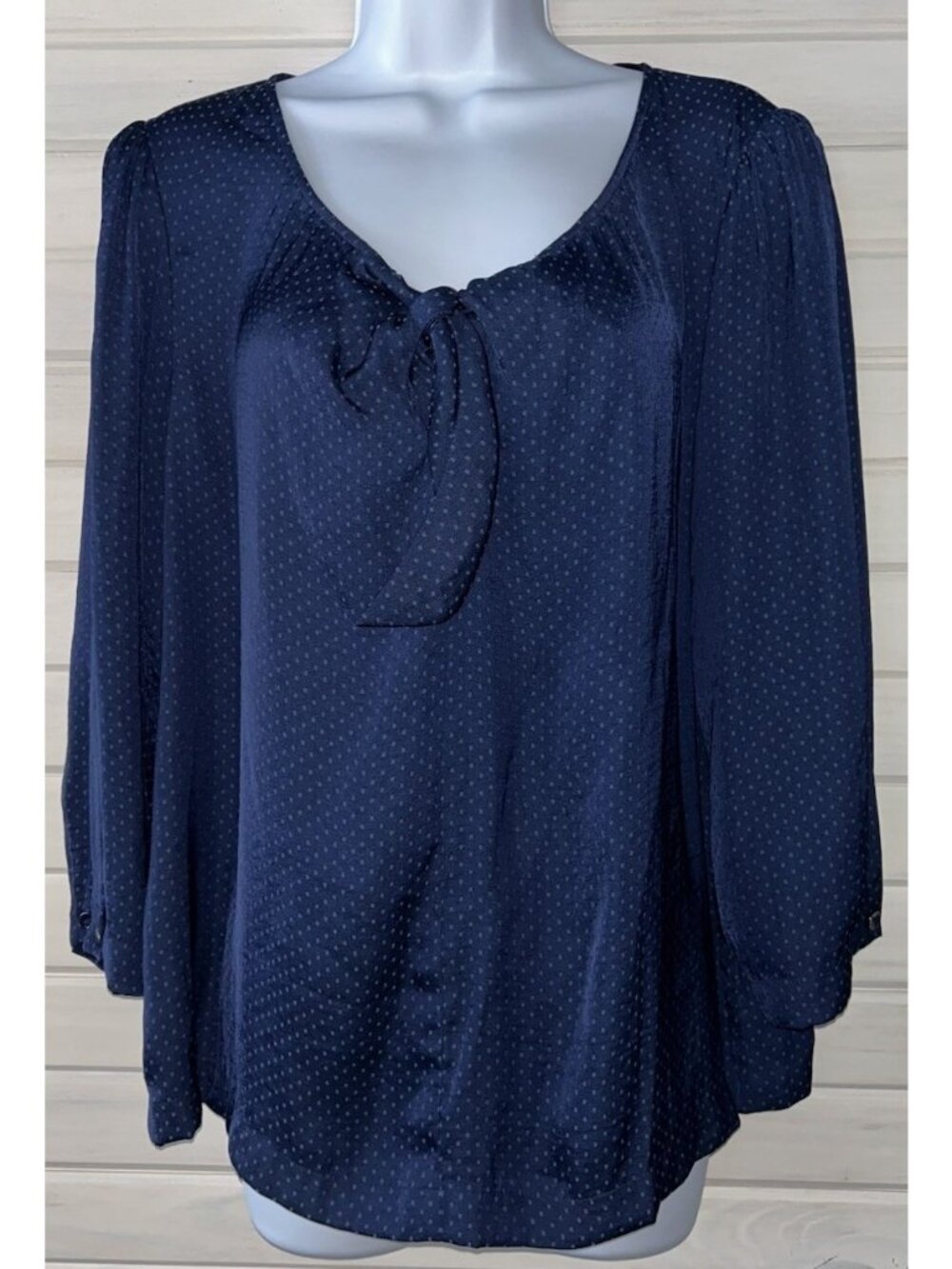 CAbi Sz LARGE Navy Blue Micro Dot Tie Neck Lightweight Blouse #5525 EUC